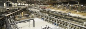 Vue du hall expérimental de l'installation européenne de rayonnement synchrotron ESRF